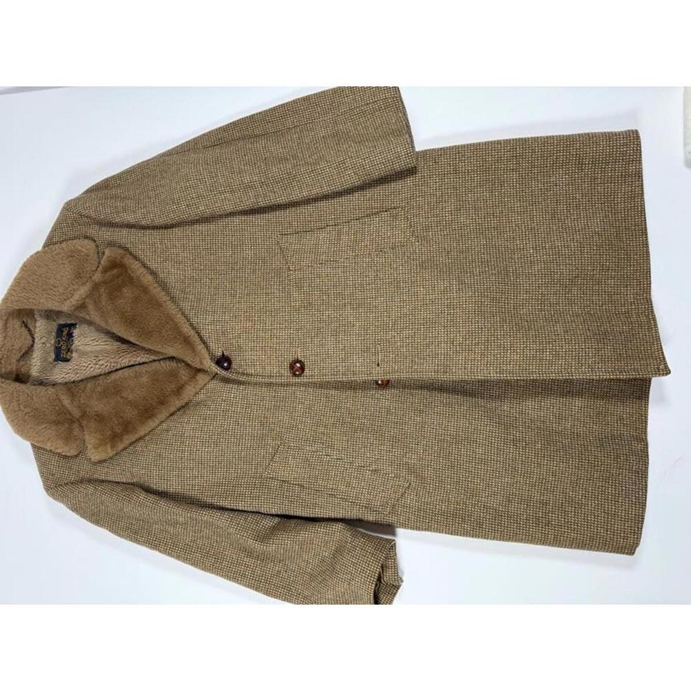 Zero King Vintage 100% Pure Wool Coat With Faux Fur Collar